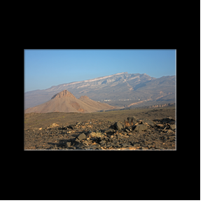 Road to Sharfat Al-Alamayn viewpoint
