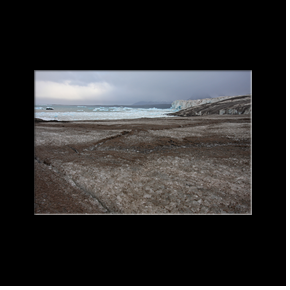 Privs de sortie en kayak, nous irons marcher sur le glacier Sva...