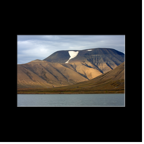 Maisons secondaires en face de Longyearbyen