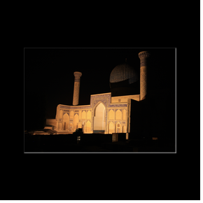 Le mausole Gour-E-Amir by night!