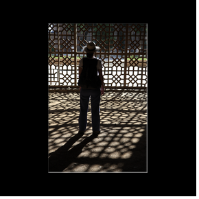... le baiser laissa une trace, et Timur, la dcouvrant, fit excuter l'architecte